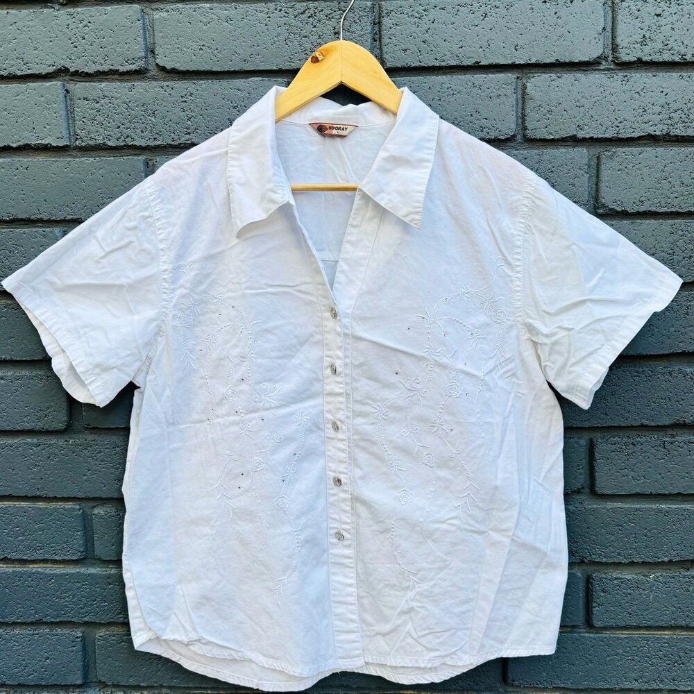 RARE VINTAGE HOORAY White Cotton Blouse Shirt Embroidered Rhinestone XL 44 chest